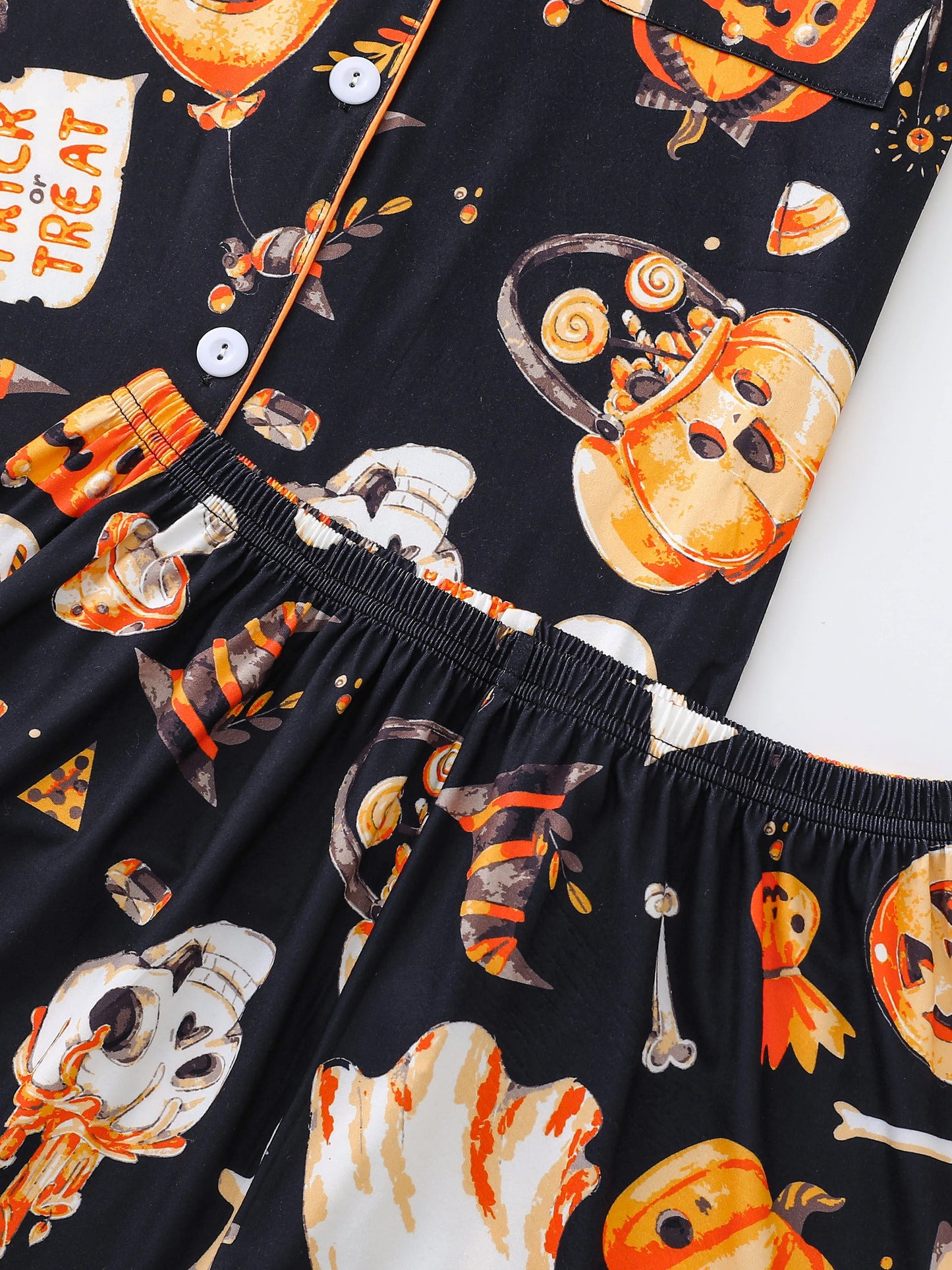 Halloween pumpkin bat print pajama set for women comfortable short-sleeved lapel top and baggy shorts loungewear for women